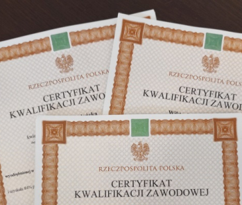 Dyplomy Zawodowe dla Absolwentów