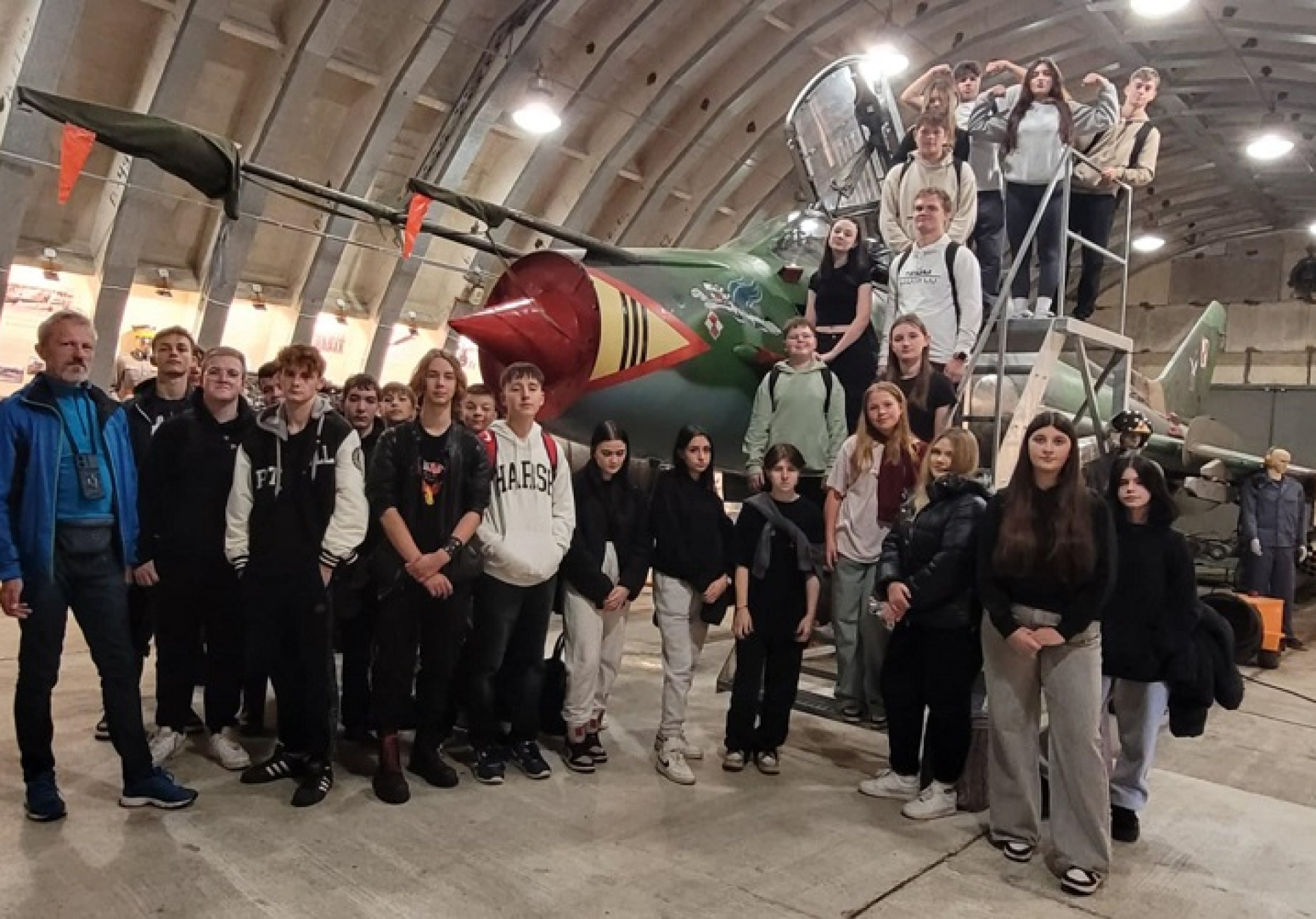 Zajęcia terenowe na pilskim lotnisku