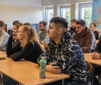 Uczniowie na XII Pikniku Technicznym w ANS w Pile