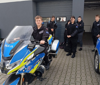 Kadeci na zajęciach edukacyjnych w Komendzie Powiatowej Policji w Pile