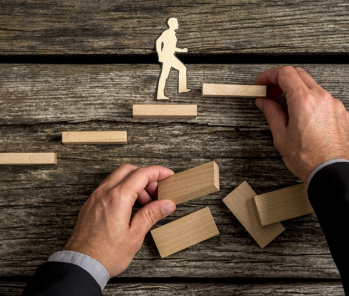 Młodzież LO poznaje tajniki współczesnego rynku zatrudnienia